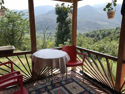 ویلا سه خوابه جنگلی لیشه کوه