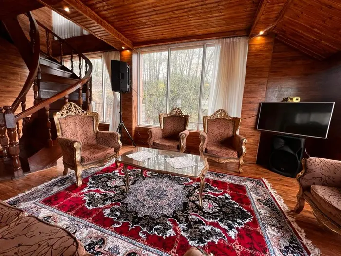 کلبه دوخوابه تریپلکس کارن