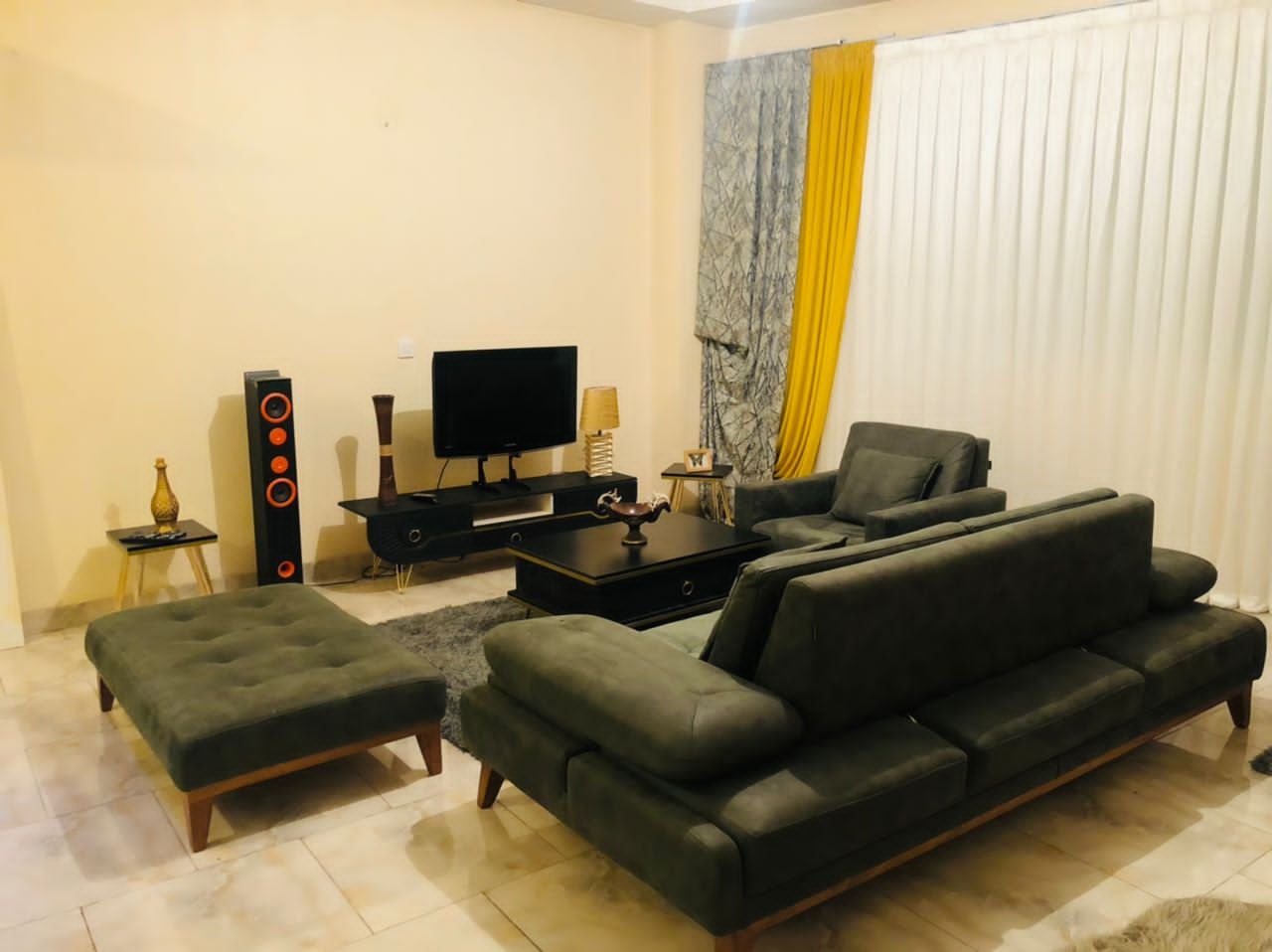 یک خوابه اوین درکه 1