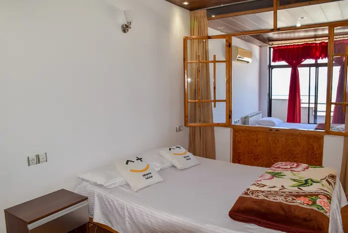 سوئیت یک خوابه ساحلی امیرسرا 1 _ چهار تخته