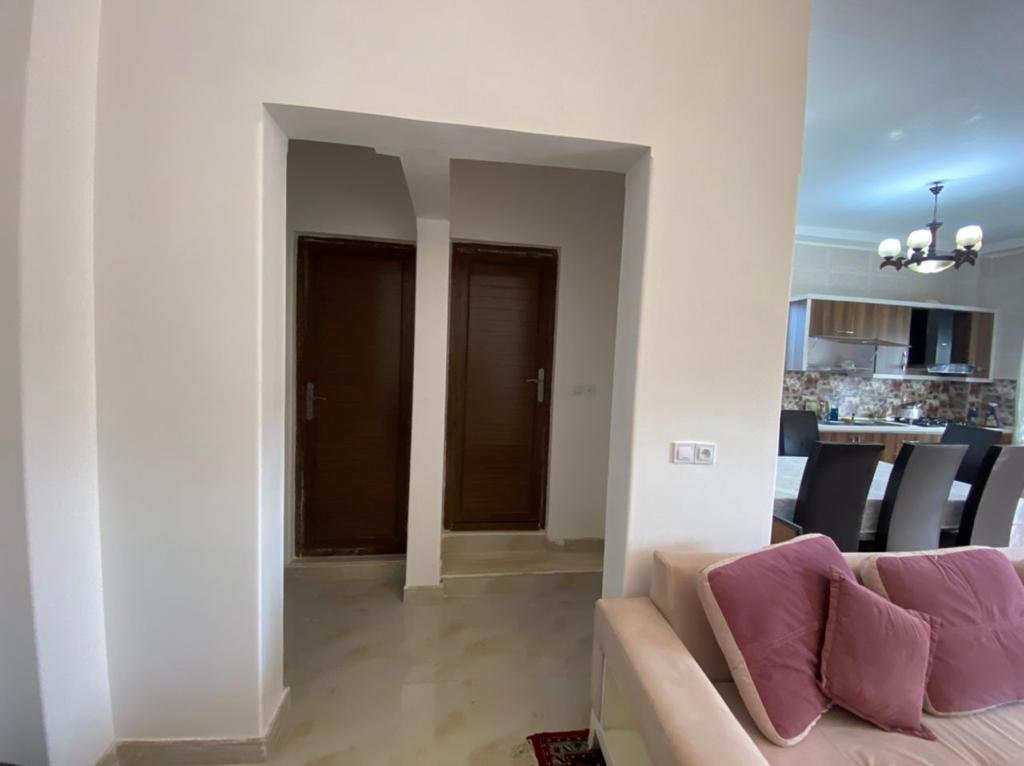 سوئیت دوخوابه آتوش