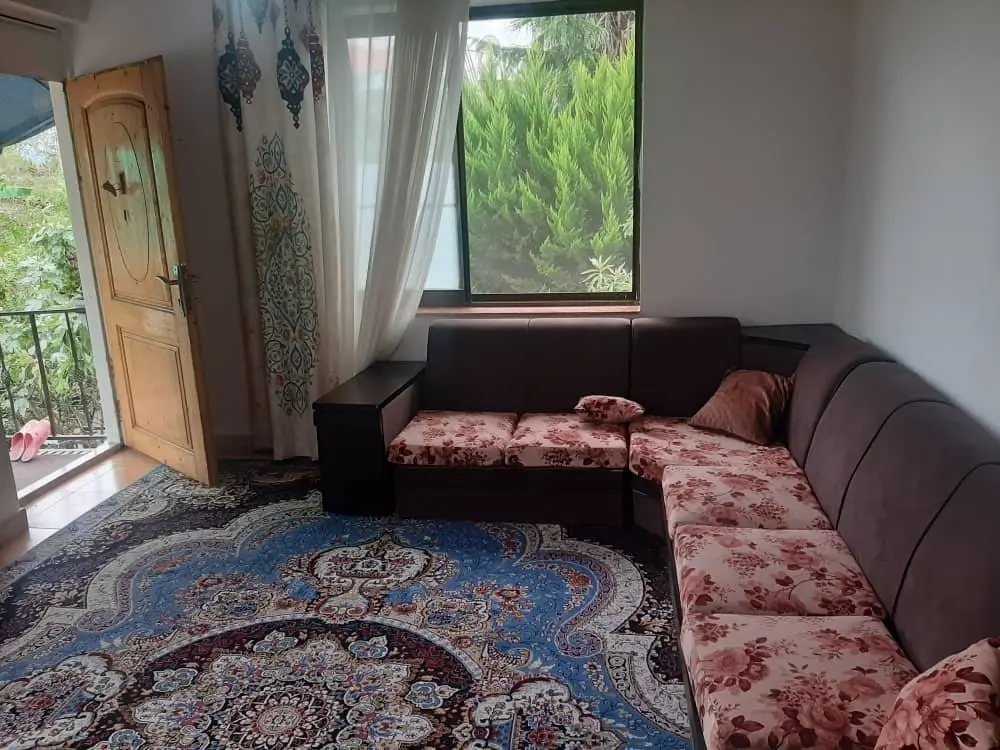 یک خوابه ساحلی شمسی