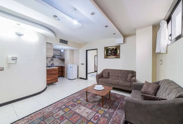 آپارتمان یک خوابه سی و سه پل واحد 5