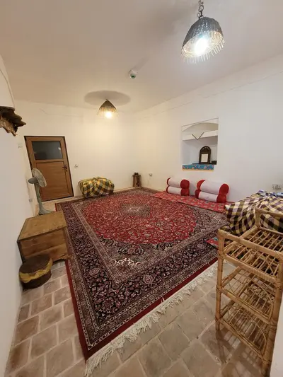 بومگردی اله بوم - واحد آلاله