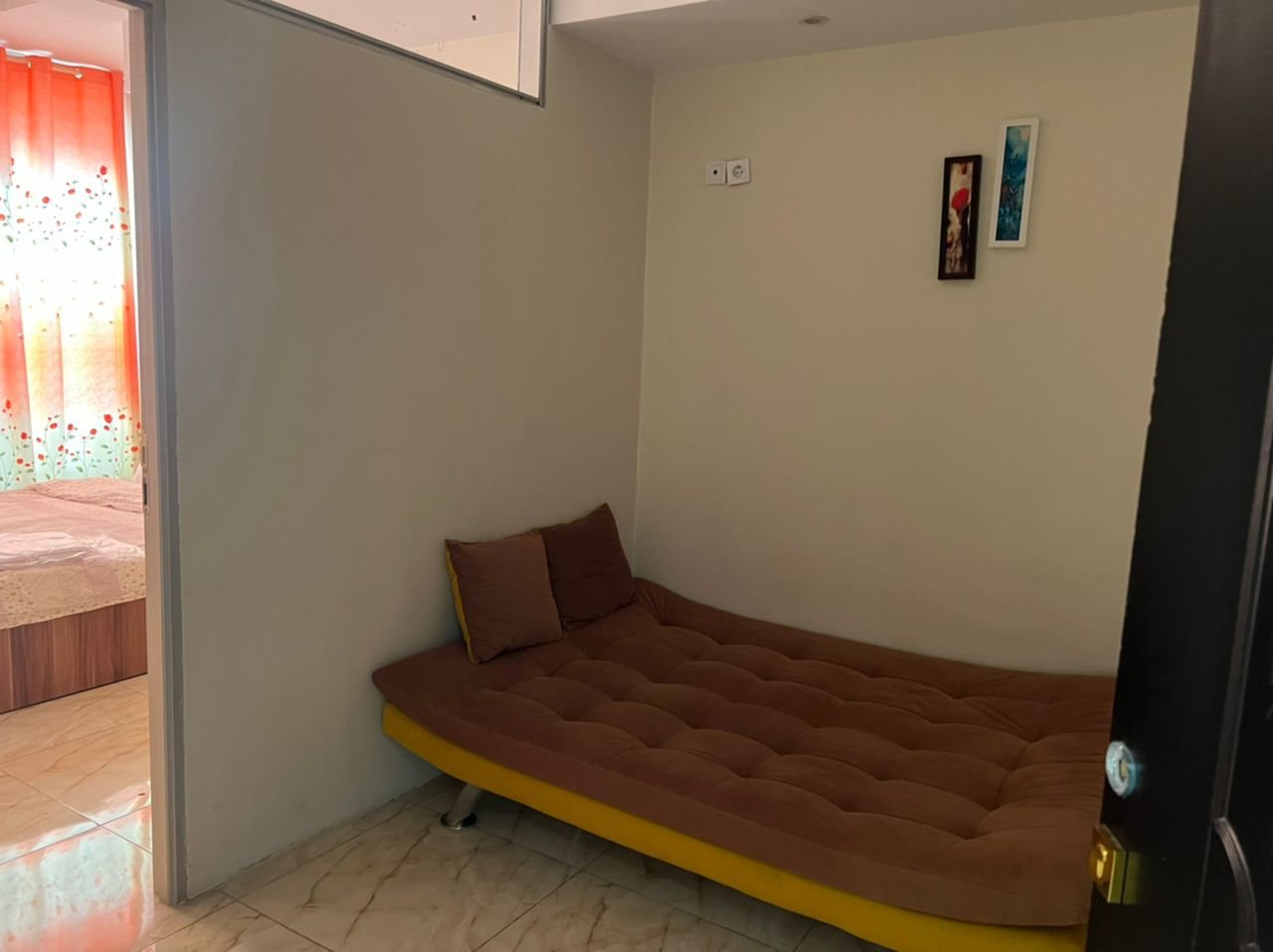 آپارتمان یک خوابه یاس  11