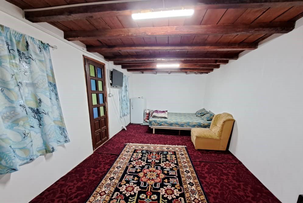 چام و چاشت - واحد شوبین