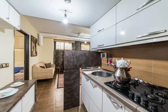 آپارتمان یک خوابه سی و سه پل واحد 3