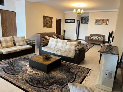 ویلا هفت خوابه استخردار آبگرم عمارت پارسیان