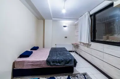 آپارتمان دوخوابه سی و سه پل واحد منفی 1