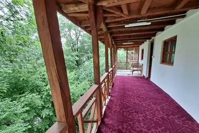 بومگردی چام و چاشت - واحد شوبین