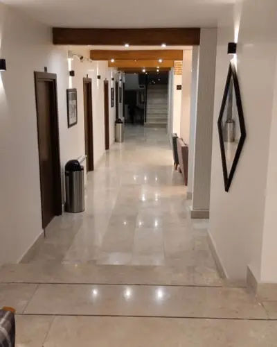 مسافرخانه شهریار نوین - واحد یک تخته ۳ کارگرجنوبی