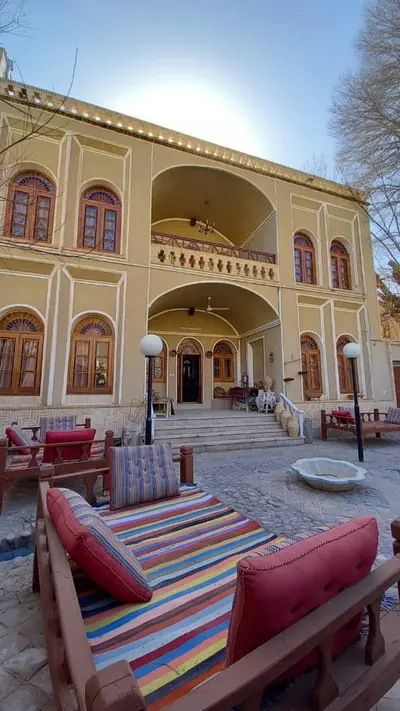 بومگردی حاجی خان - واحد6