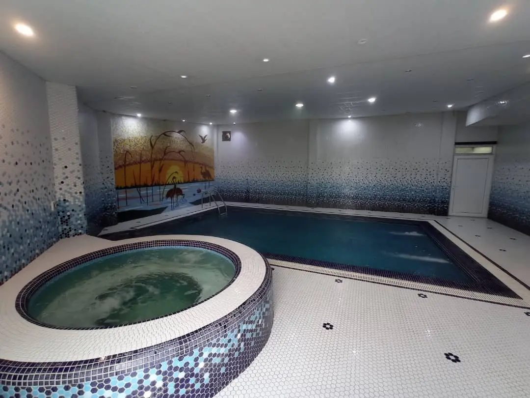 سه خوابه استخر و جکوزی دار لاکوده ۱