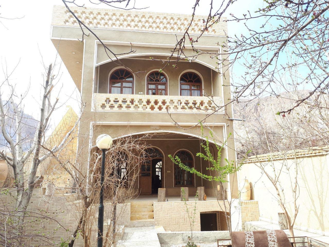 بوم گردی حاجی خان - واحد5 - 11