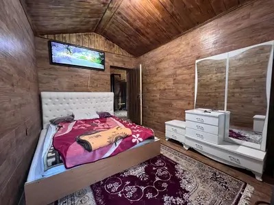 کلبه دوخوابه تریپلکس کارن