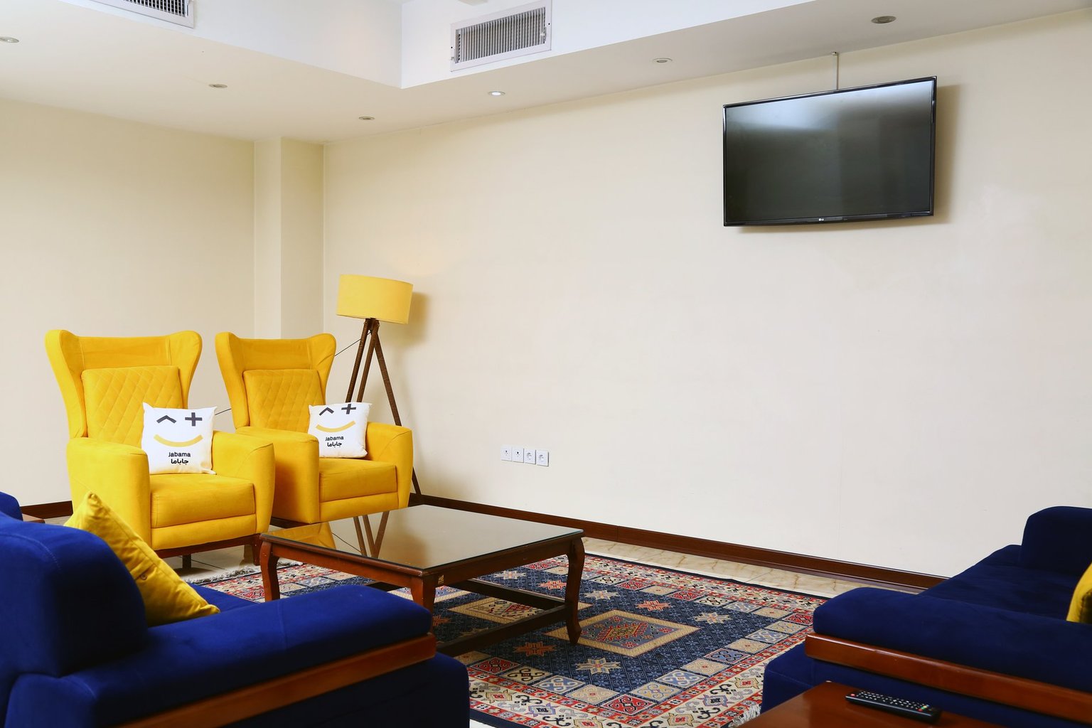 آپارتمان یک خوابه یاس  13