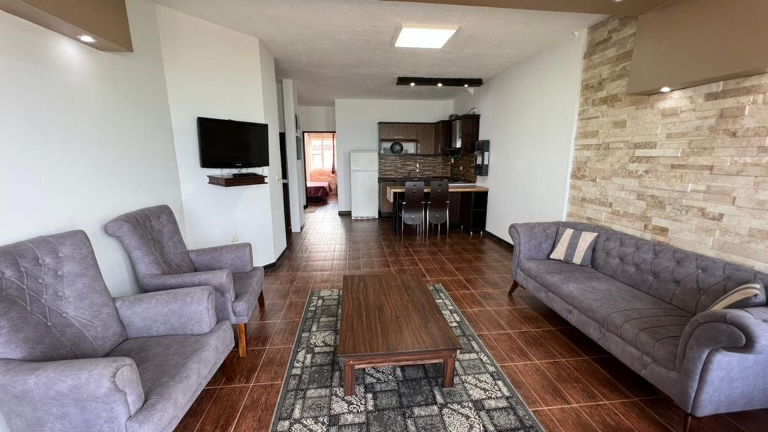 آپارتمان دوخوابه ساحلی کاکتوس واحد 8