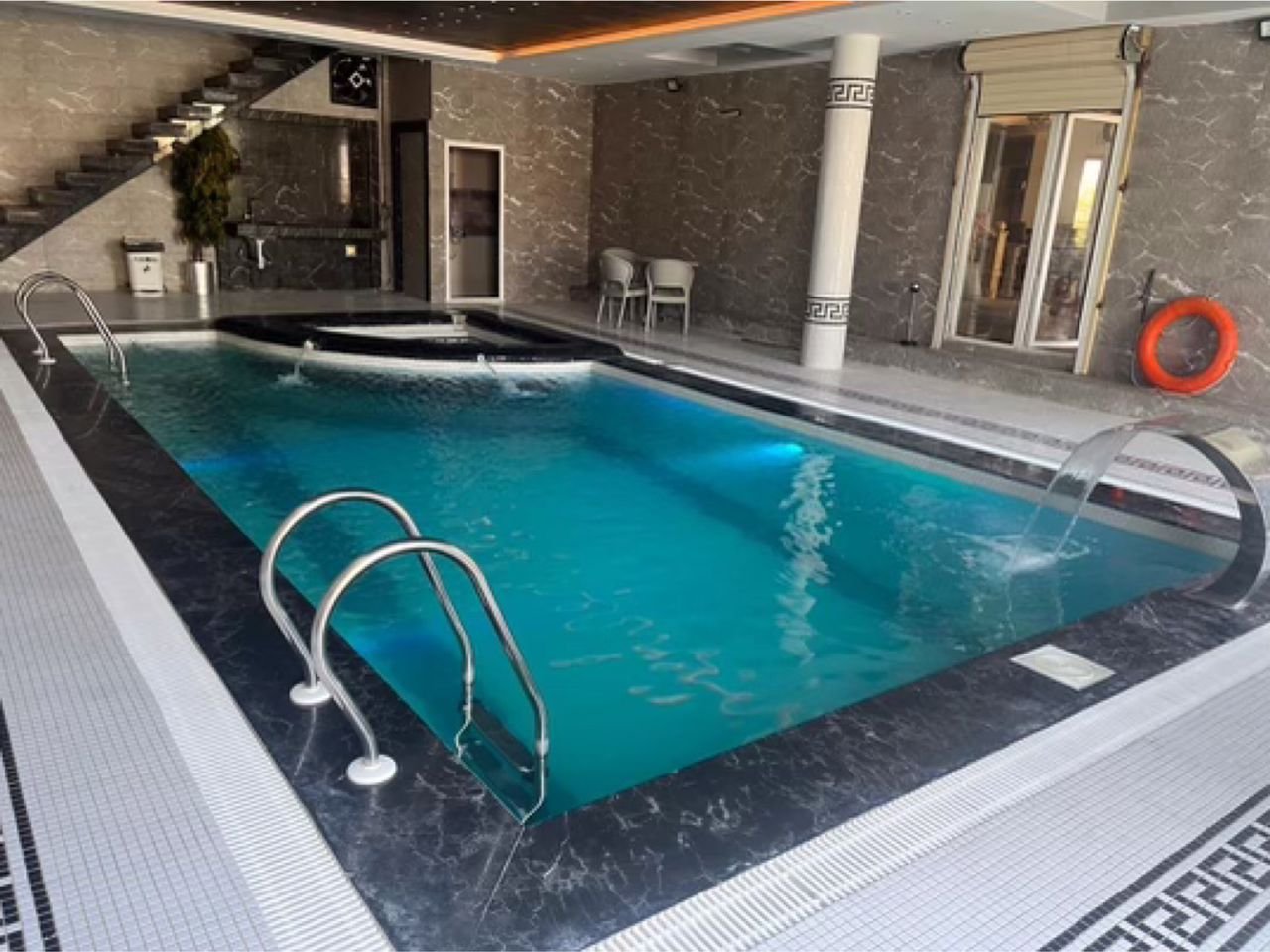 دوخوابه استخردار چهارفصل زعفرانیه