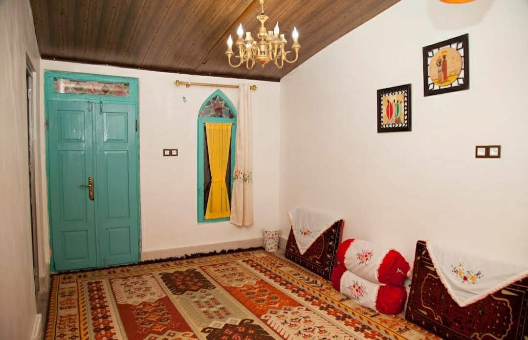 مزرعه آفتابگردان - واحد یک خوابه