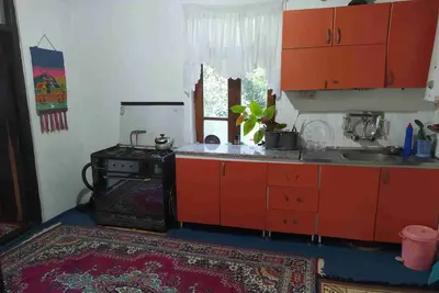 اقامتگاه سنتی یک خوابه شیرخانزاد