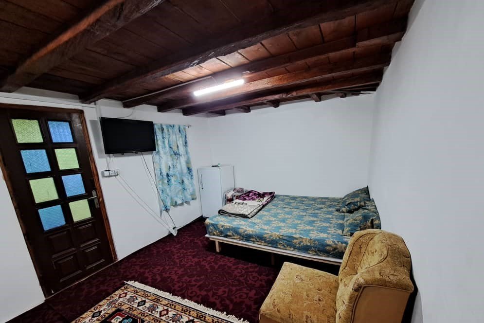 چام و چاشت - واحد شوبین