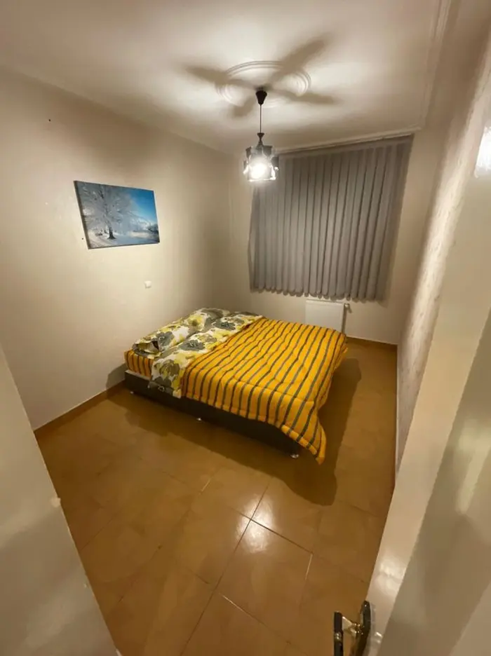 آپارتمان دوخوابه اباذر صادقیه 9