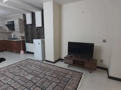 آپارتمان دوخوابه سی و سه پل واحد ۶