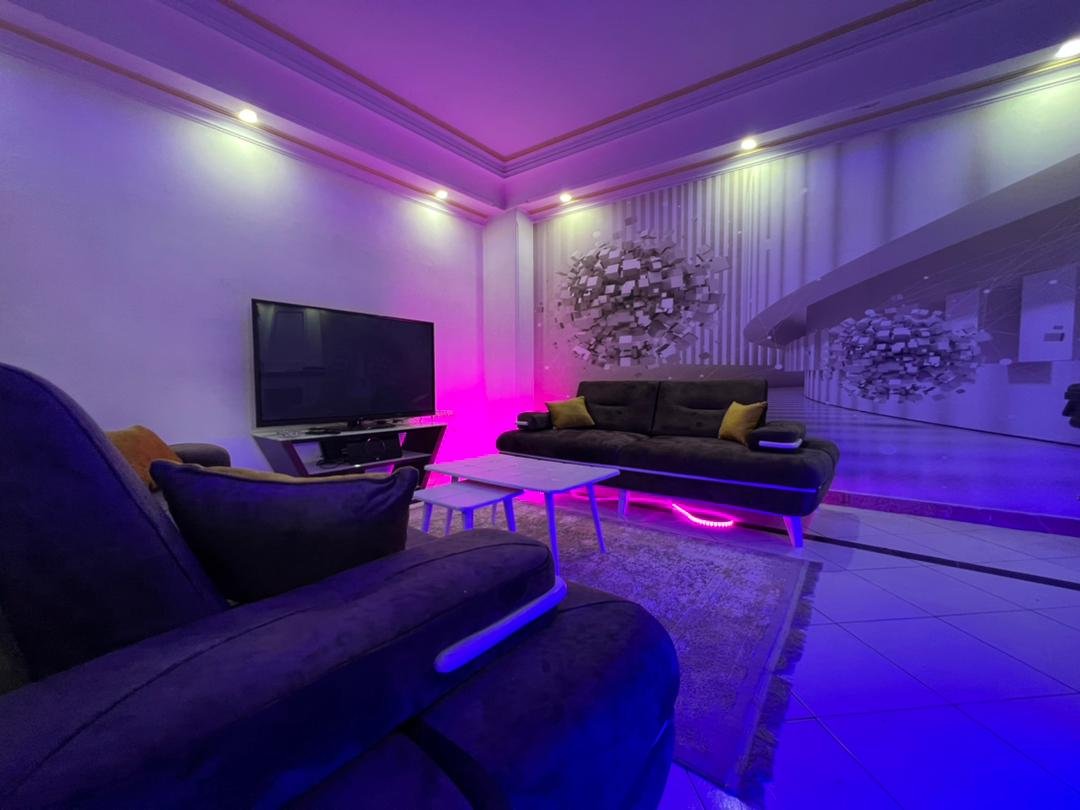 آپارتمان دوخوابه ریحانی هروی