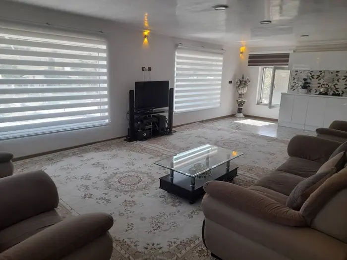 ویلا یک خوابه صخره - فضای هال از زاویه دیگر