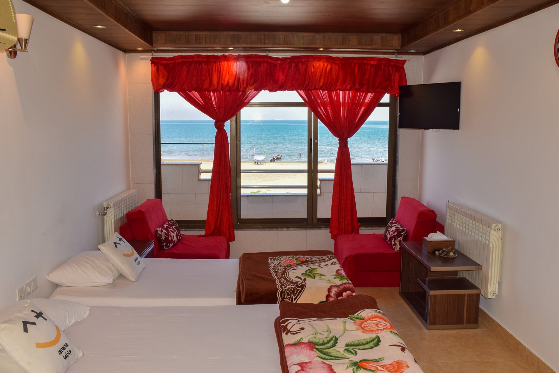 سوئیت فلت ساحلی امیرسرا - واحد 302