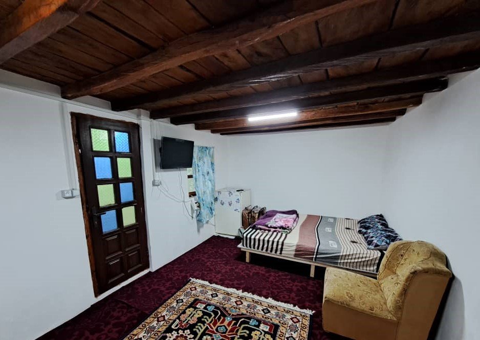 چام و چاشت - واحد آزاد