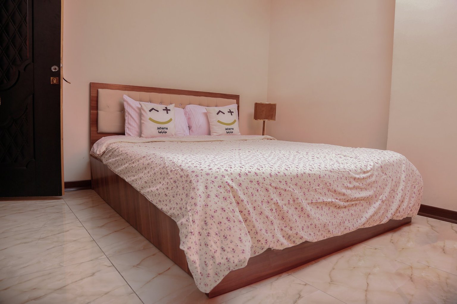 آپارتمان یک خوابه یاس  13