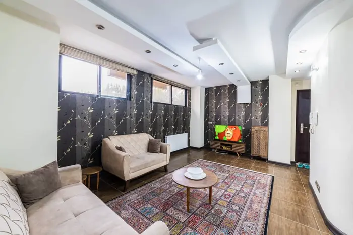 آپارتمان یک خوابه سی و سه پل واحد 3