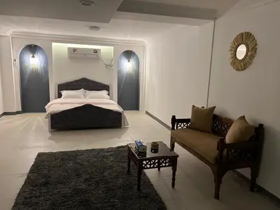 سوئیت فلت آرامون 8