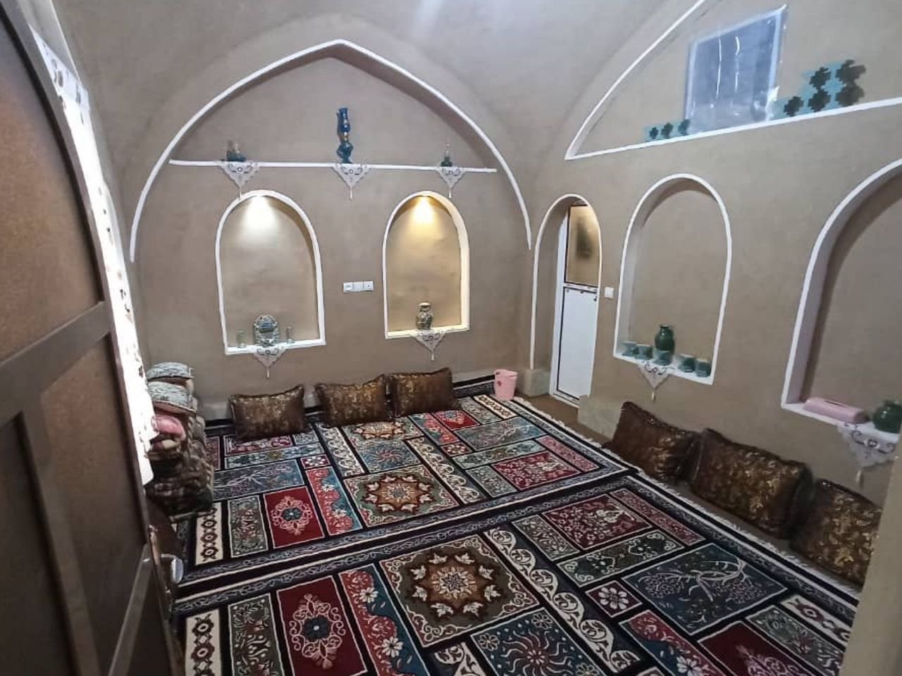 بوم گردی مهروماه - واحد دو