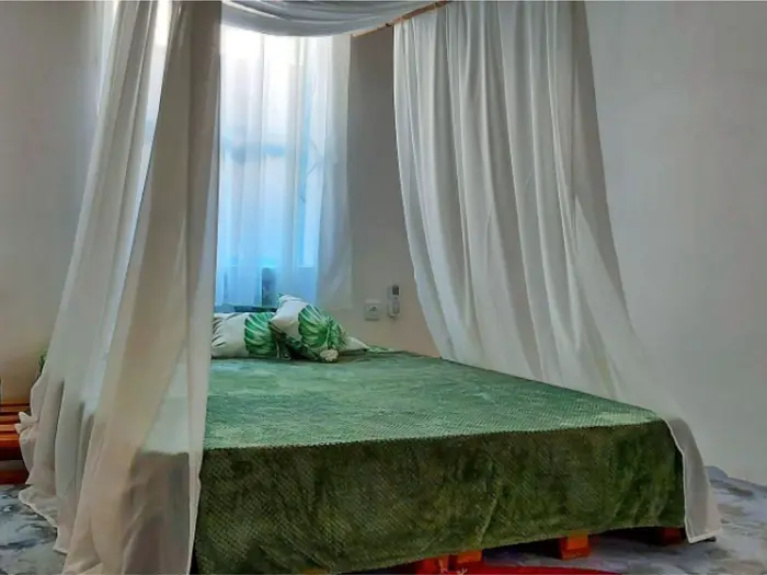 دوخوابه خانه ماه