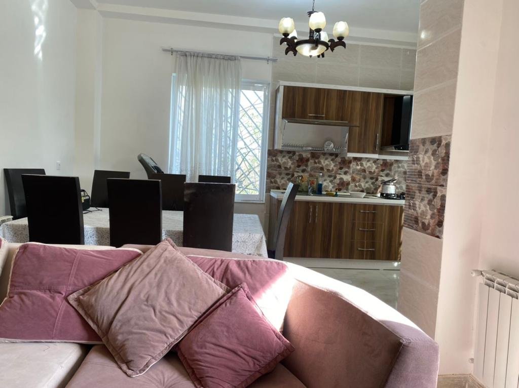 سوئیت دوخوابه آتوش