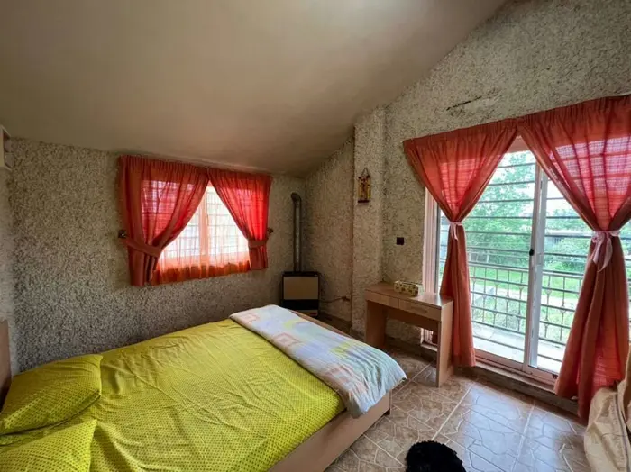 دوخوابه دوبلکس انگلیسی - اتاق خواب ۱