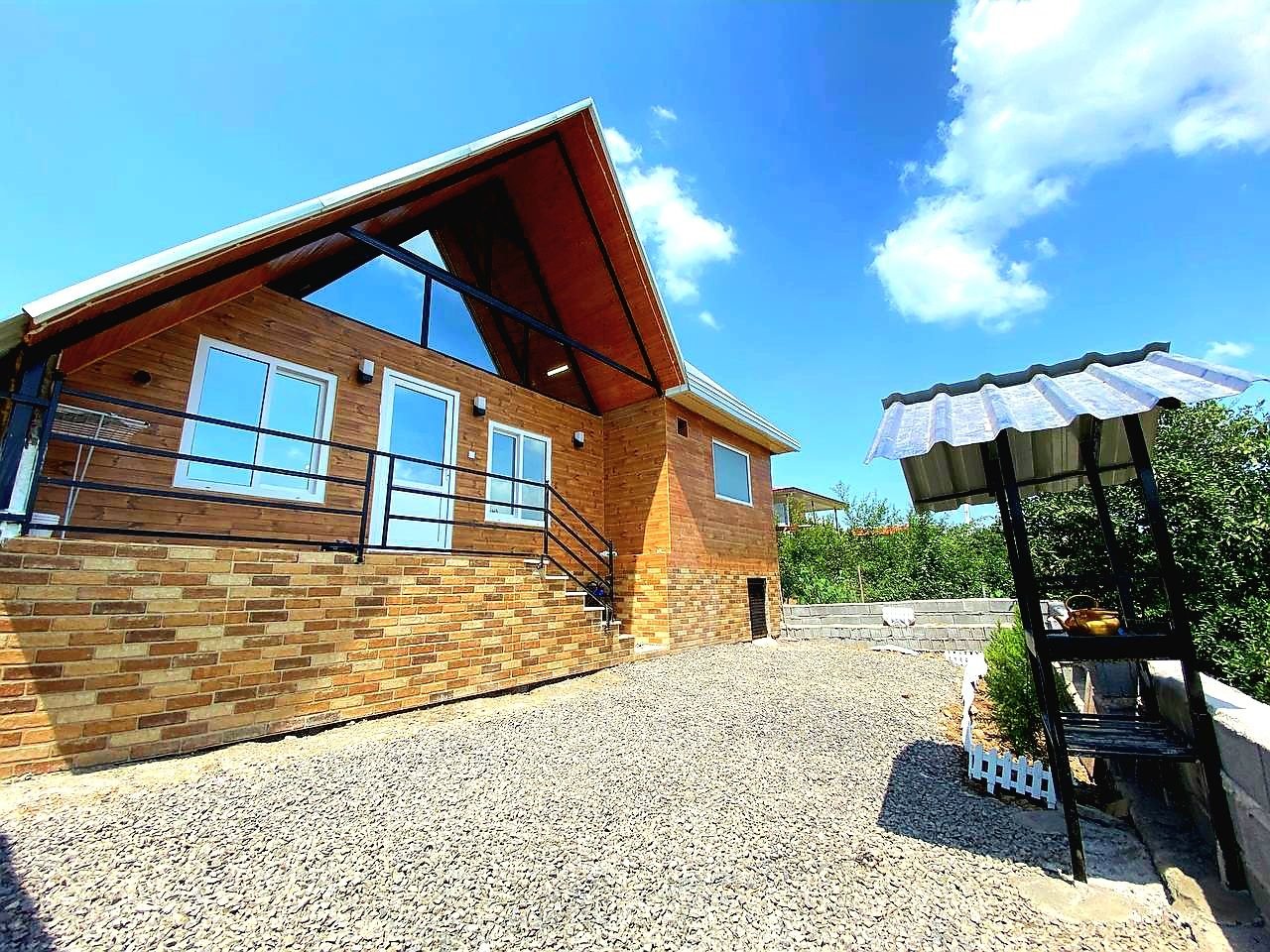 دوخوابه استخردار‌ وارش