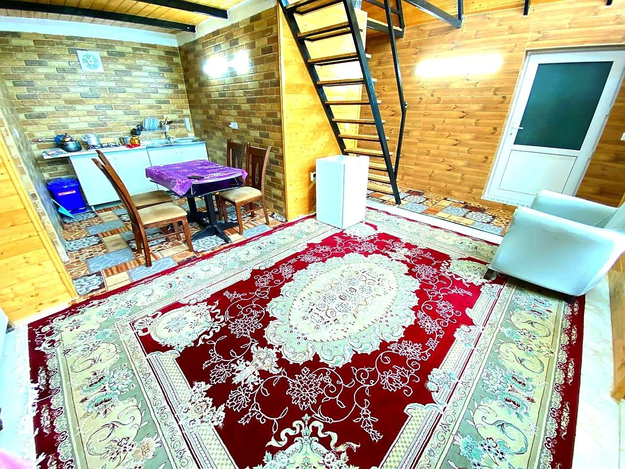 کلبه دوخوابه استخردار‌ وارش