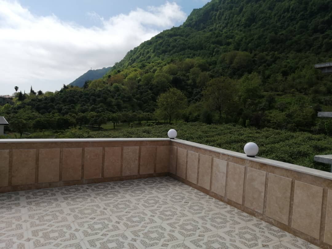 یک خوابه جنگلی سفید تمشک 3