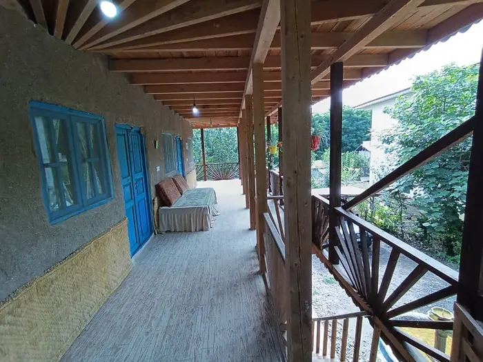 بوم گردی گیله گل - اتاق تی تی