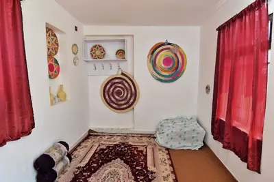 بومگردی سلت - واحد نخل