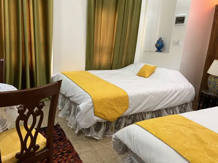 اقامتگاه سنتی عمارت قجری - واحد نازتاب