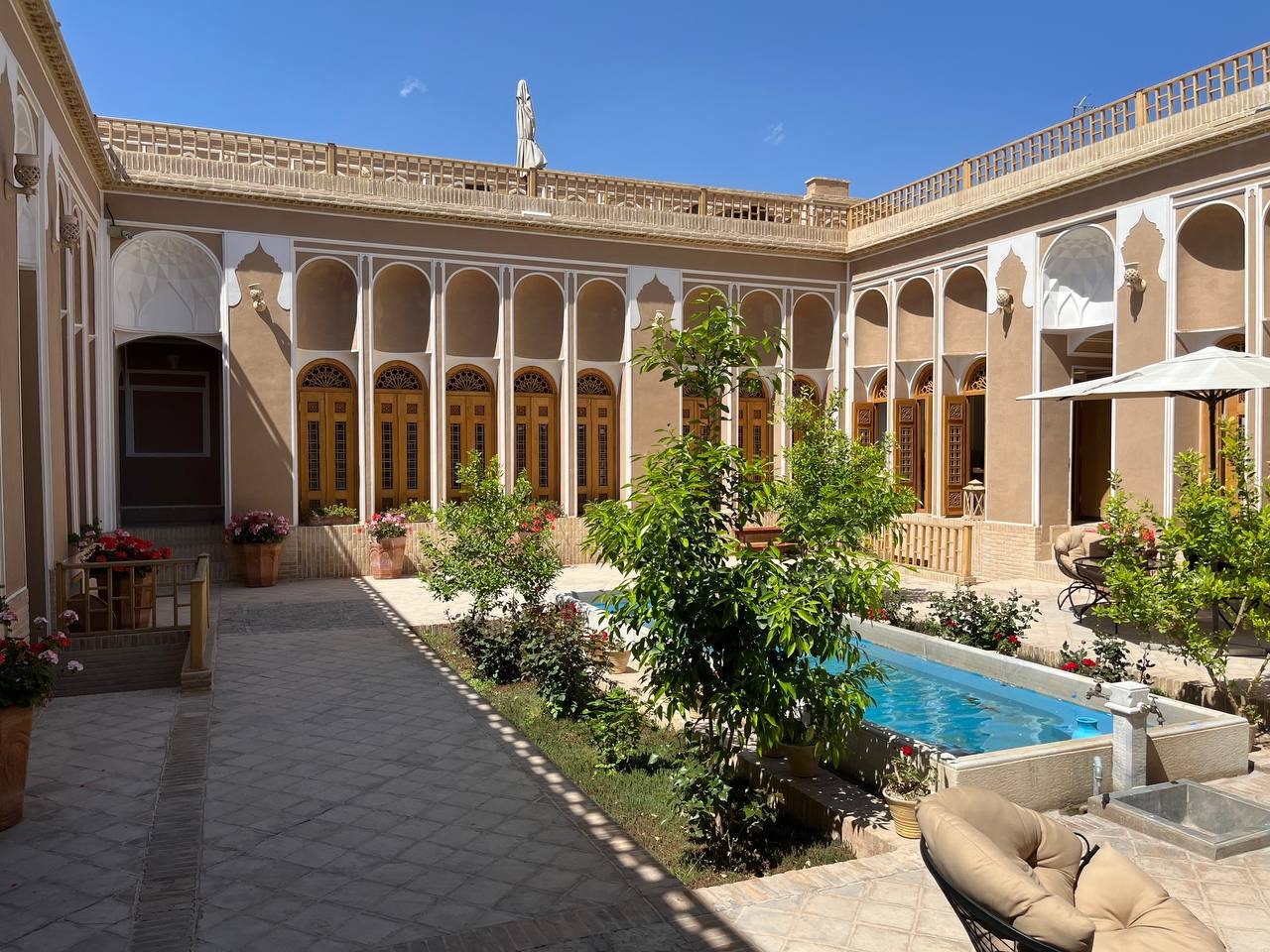 دالان یزد - واحد ٤٠٧