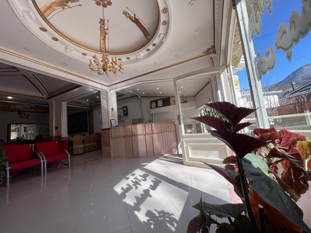 تخت جمشيد - واحد ٤