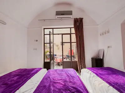 اقامتگاه سنتی خانه صفا - واحد سه تخته ١٠٣