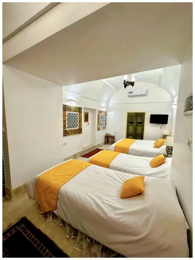 اقامتگاه سنتی عمارت قجری - واحد جیران