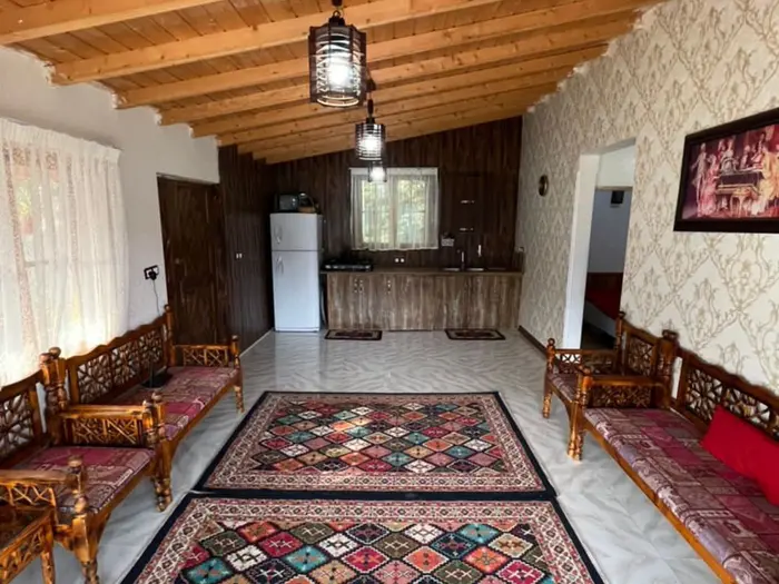 کلبه دوخوابه جنگلي آرامش ١