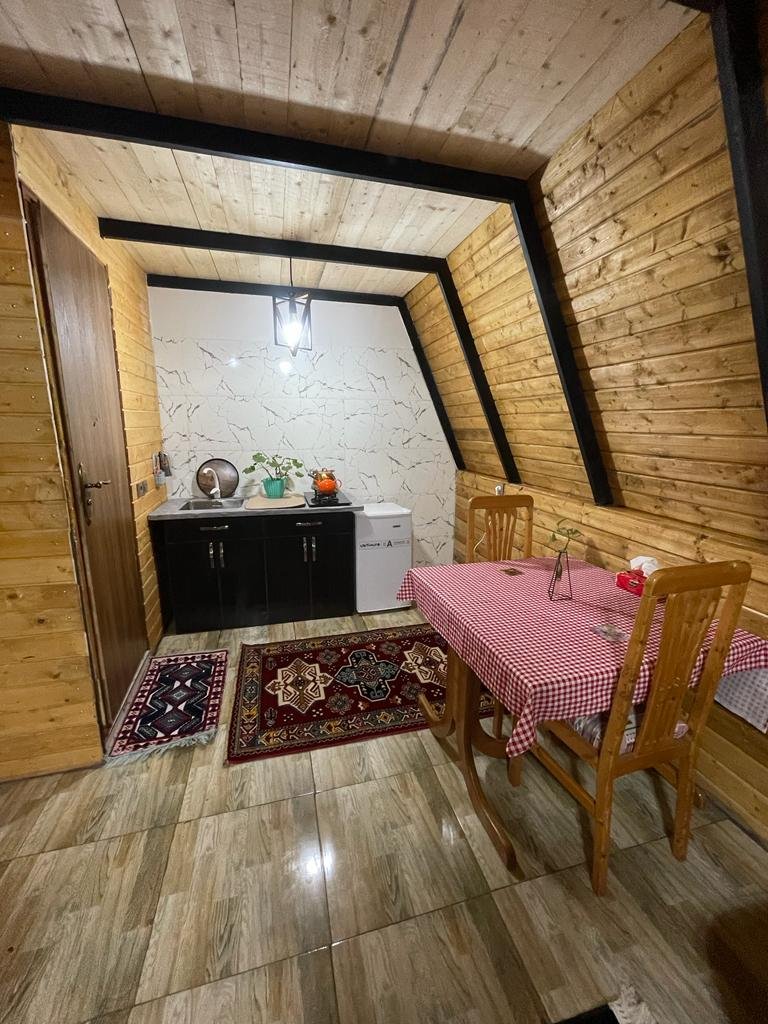 یک خوابه جنگلی میها